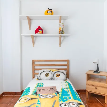 Oceanfront Rainbow Costa Adeje 14v35 *